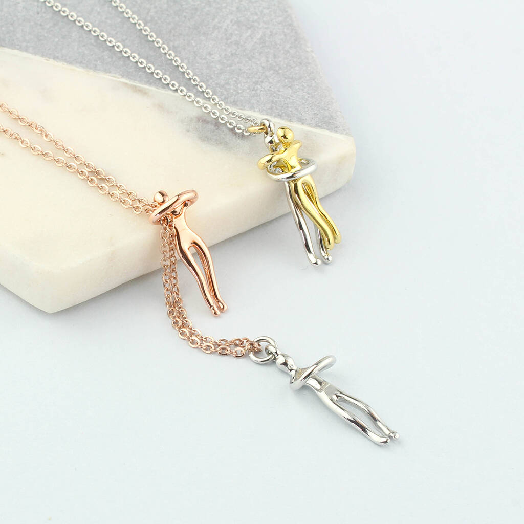 Hug Pendant Necklace